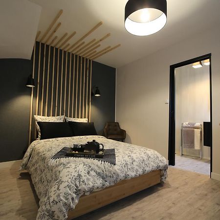 Apartamento Le Nid Bord De La Loire Orléans Exterior foto