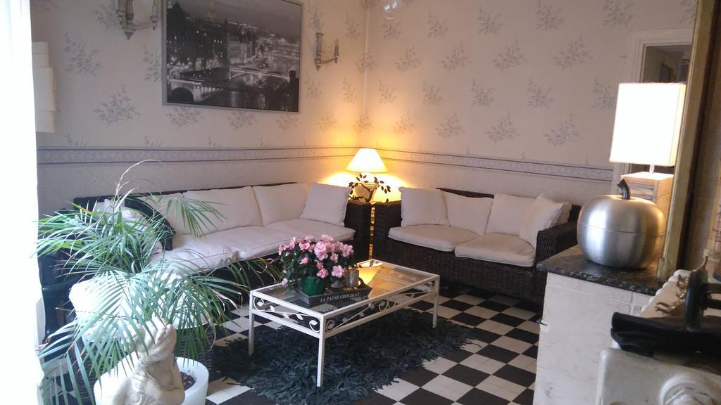 Apartamento Le Nid Bord De La Loire Orléans Exterior foto