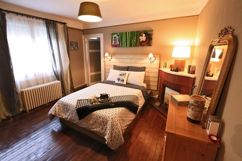 Apartamento Le Nid Bord De La Loire Orléans Exterior foto