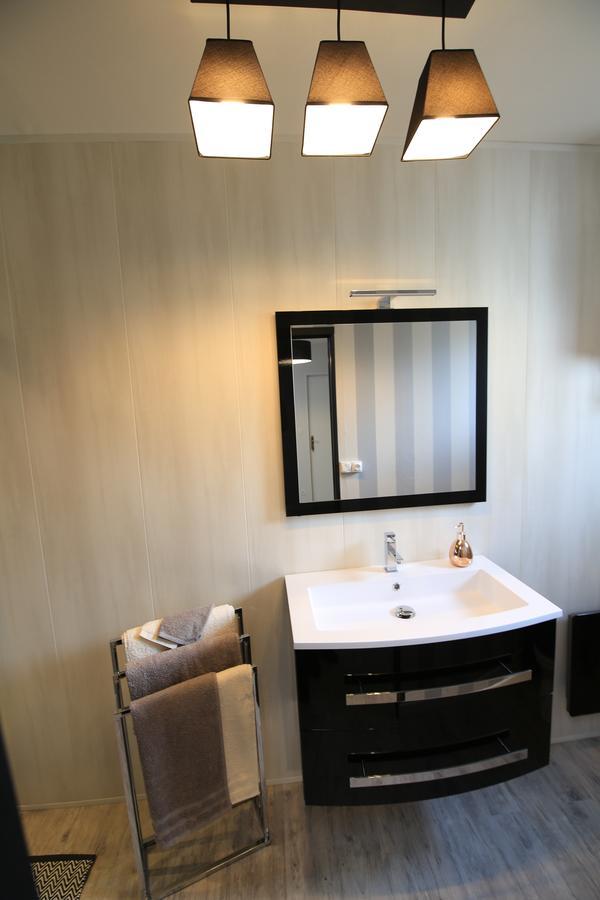 Apartamento Le Nid Bord De La Loire Orléans Exterior foto