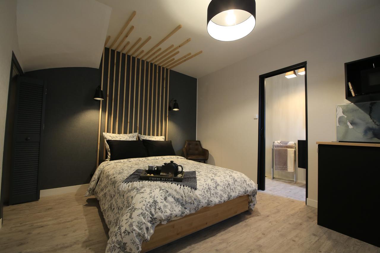 Apartamento Le Nid Bord De La Loire Orléans Exterior foto